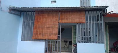 Nhà mặt đường 5m, đối diện Công Viên 7 Kỳ Quan