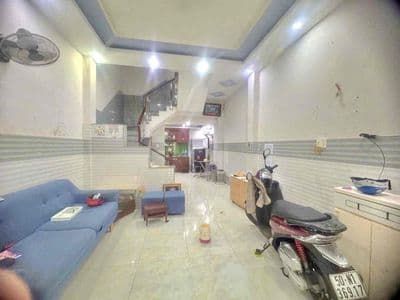 Nhà MT Đường khu Ấp Chiến Lược, DT 4x12m3 4PN có Sân Thượng