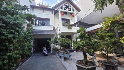 Cho Thuê Biệt Thự • Mặt tiền đường Hàn Thuyên, Hòa Cường