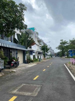 Cho Thuê Biệt Thự Đông Tăng Long P.Trường Thạnh.Q9