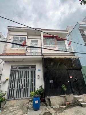 Hàng hiếm chỉ 3ty7– nhà 1 trệt 1 lầu, đường 7m thông – gần tên lửa!