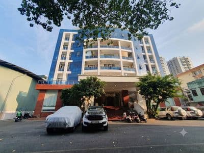 Cho thuê mặt bằng 1000m2 thành thái quận 10, bề ngang lớn nhận diện
