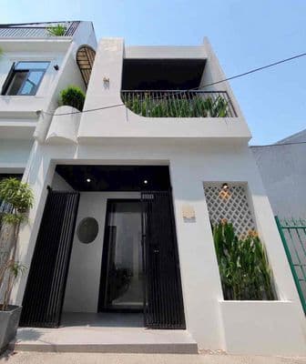 Cho thuê nhà mới 3pn kiệt trần cao vân