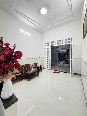 Lê Đình Cẩn - Gần Aeon - 50m2 - Hẻm xe hơi - nhà mới - 3tỷ hơn