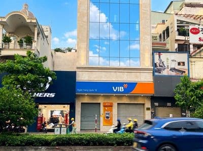 Cho thuê nhà ngang 13m mặt tiền cộng hòa, 4 tầng dtsd ~1000m2
