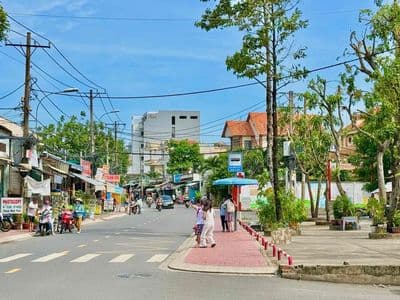 Bán Nhà Riêng Đường Nam Cao .DT 164m2.Sổ Hồng Riêng