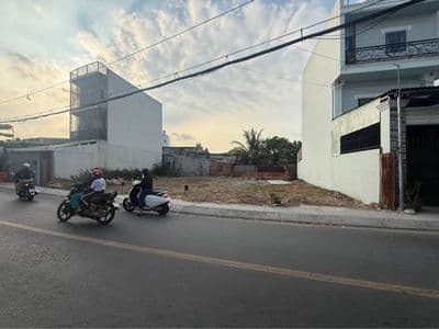 Mặt tiền kinh doanh 5x30 chợ Việt Kiều, Tân Thông Hội, SHR, Giá 1 Tỷ