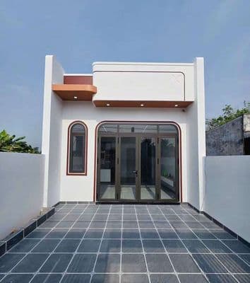 Nhà cấp 4 mới xây. Sổ riêng, sẵn sang tên