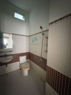 Cho thuê nhà 3 tầng 8 phòng 6 wc xô viết nghệ tỉnh giá 25tr