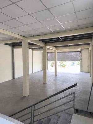 Nhà xưởng 300m2_gác lửng,thang máy vận chuyển,đường 8m