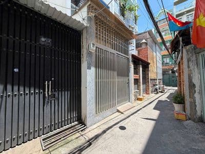 Quá ngon - nhà 4 tầng q10 - 42m² - 5pn 6wc - chỉ 5đ hơn xíu