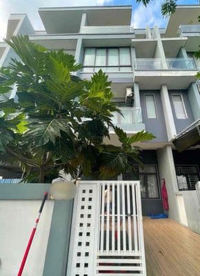 Sát biển Nguyễn Tất Thành - 4PN - Full Nội Thất