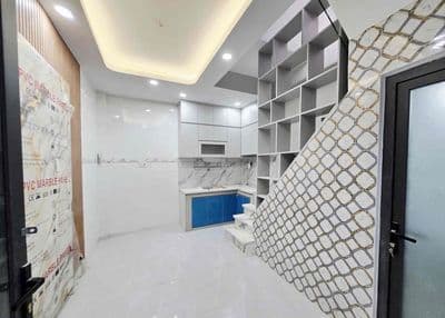 Bán nhà Tân Hoà Đông gần 20m2, nhỉnh 2 tỷ, 3 tầng, 2PN2WC, SHR, HC
