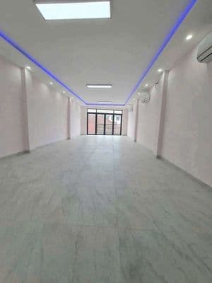 Cho thuê nhà 5x22(trệt+lửng+2lầu+thang máy+ full máy lạnh sàn suốt