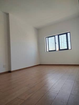 Bán chung cư gần 590 Mạng Tháng Tám, Quận 10