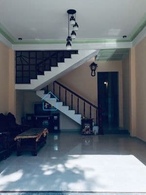 Cho thuê nhà 2 tầng 3pn mặt tiền đường gần khú hạo khu nại hiên đông