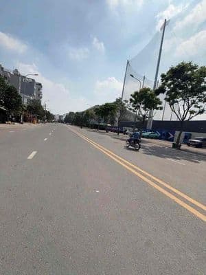Nhanh khách ơi chủ cần bán giảm chào 6,5 Tỏi TL Vừa ở vừa kinh doanh