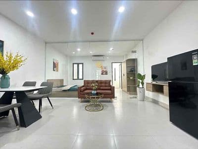 Cho Thuê Căn Hộ 1 Phòng Ngủ Tách Bếp Ngay Trung Tâm ngã Tư hàng xanh