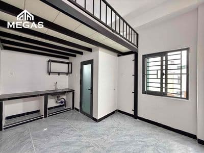 Trường chinh_cầu tham lương - phòng mới xây gác cao - cửa sổ - bancông