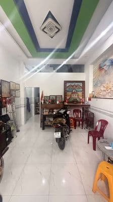 Bán nhà mặt tiền 7 m thông tứ4*11,giá 3,2 tỷ tung ,tân kỳ quý,tân phú
