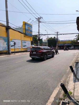 nhà mặt tiền Q.12