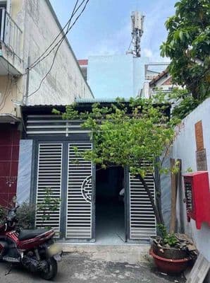 Cho thuê nhà hẻm thông 130/ trần thái tông p15 tb