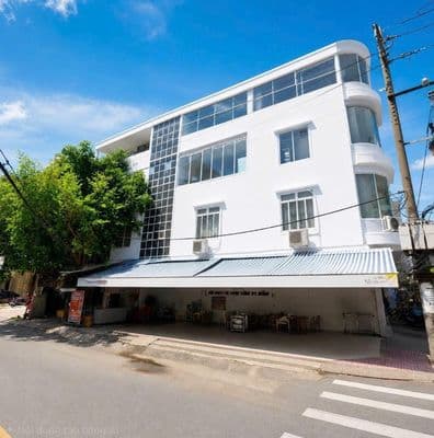 Căn Góc 2MT 160 Nguyễn Gia Trí- D5, BT. Dt: 5x20m, Kc: trệt 3 lầu
