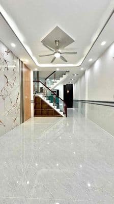 Chủ gửi: nhà phan văn hớn – giá chỉ 3,85 tỷ