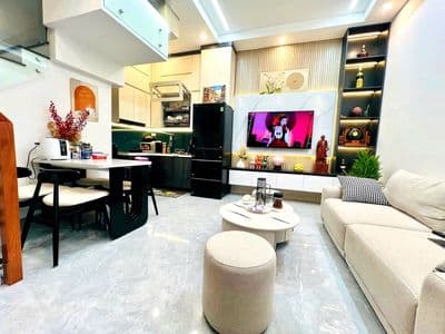 Cho thuê nhà Nguyễn Cao - 3 ngủ đủ đồ cao cấp - Phố trung tâm tiện ích