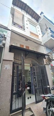 Nhỉnh 4 tỷ, hxh tân phú , 40m2, 3 tầng đúc , nhà đẹp