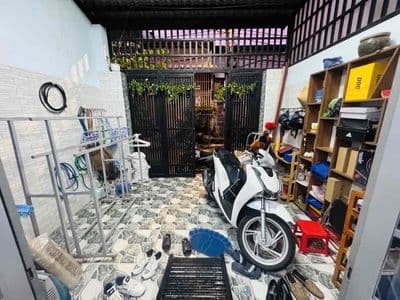 Nhà Mặt Tiền Đường Số Võ Văn Kiệt - KDC Nam Long -Xe Hơi Ngủ Nhà 90m2