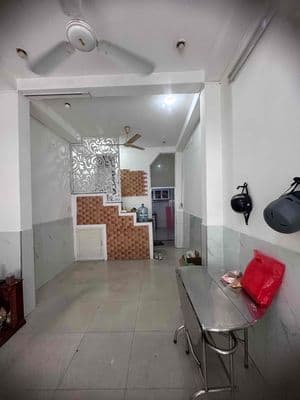 mặt tiền kinh doanh tự do