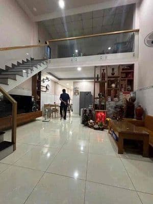 Nhà Gác Lững Gần Trung Tâm Y Tế
