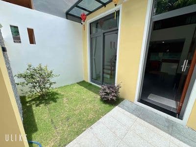 Cho thuê nhà sân vườn mặt tiền khu phạm văn đồng – full nội thất cần