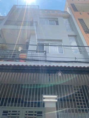 Chính chủ bán nha Lưu chí hiếu,dt:6x10,5m,3lầu,q.tan phú