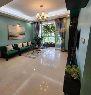 Cần bán gấp căn hộ Sài Gòn Airport, DT: 95m2, 2PN, có sổ, giá 7 Tỷ