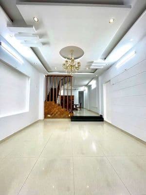 Cho thuê nhà 3 tầng mặt tiền đường Phần Lăng , 3PN