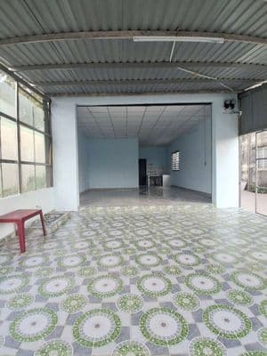 Nhà góc 2 mặt tiền hẻm, kế bên trường THCS Phú Hòa, giá 5.5 triệu