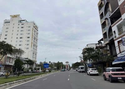 Cho thuê nhà 2 tầng đường hồ xuân hương