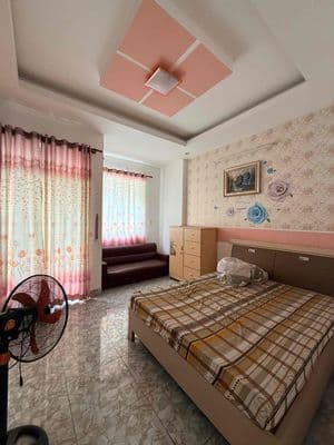 Cho thuê nhà 2 lầu 3pn 3wc full nội thất giá 15tr