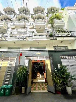 Nhà 5 tầng 4x17m hẻm ô tô khu vip nguyễn văn dung p. 6 gò vấpỉ 9x tl