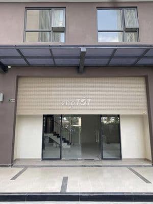 Cho thuê Shophouse Green River Dt151m2 giá 15tr 1 trệt 1 lầu có 2PN Q8