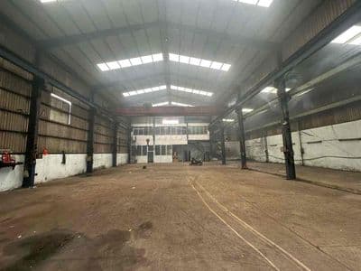 Cho thuê kho xưởng mặt tiền quốc lộ 1a mỹ yên bến lức có 3 lăng 10 t