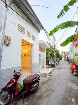 Nhà nguyên căn 120m2 giá rẻ