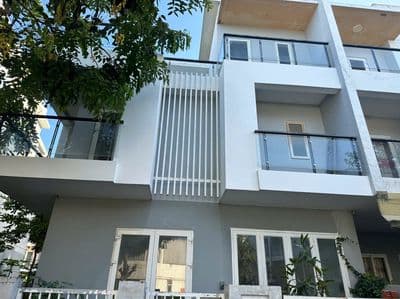 Căn góc khu compound mega village khang điền - 3 sàn trống có máy lạnh