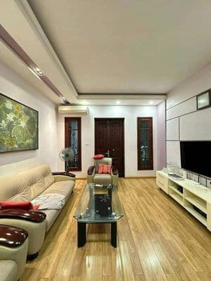 Cho thuê nhà tại nguyễn chí thanh, đống đa, 65m2, 5 tầng, 25tr/tháng