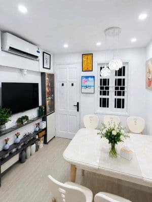CHÍNH CHỦ BÁN NHANH- căn hộ TT sổ riêng -dtsd70m2-3 ngủ- tầng 2.