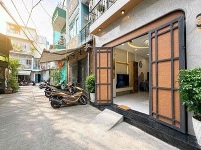 Bùi đình tuý hẻm ô tô 44m2 nhà đẹp full nội thất