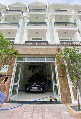 cho thuê nhà 1 trệt 3L 4pn đường oto QL13 Hiệp Bình Phước Thủ Đức 18tr