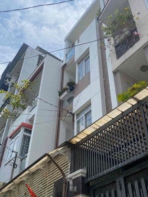 Nhà đẹp 4PN Lê Quang Định-Nhỉnh 7 Tỷ- cần bán gấp